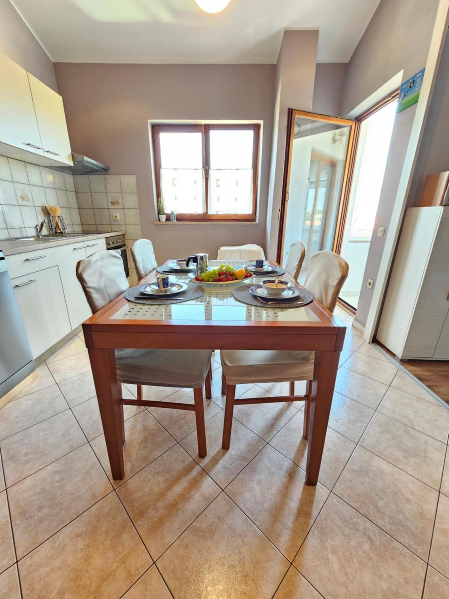 Apartment Neven Rovinj Parking Place Экстерьер фото