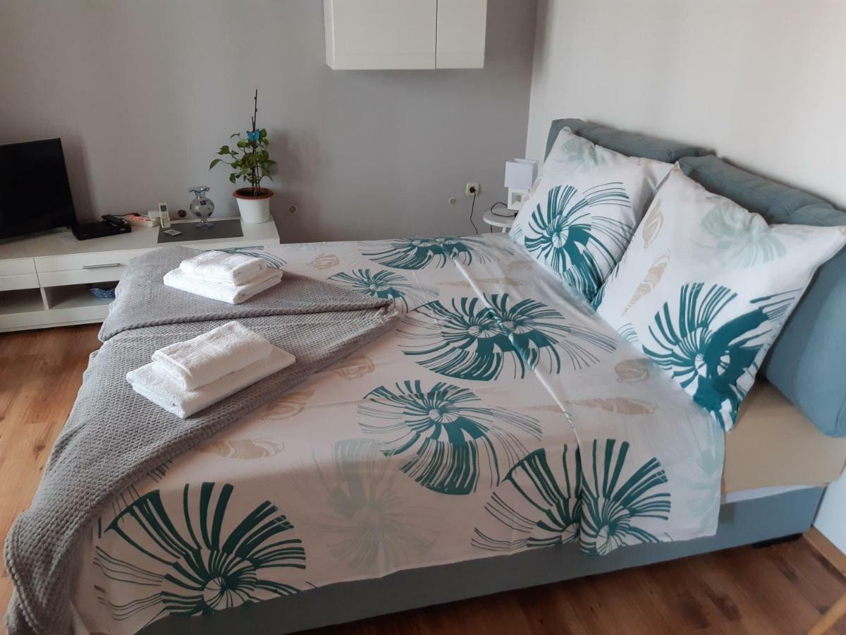 Apartment Neven Rovinj Parking Place Экстерьер фото